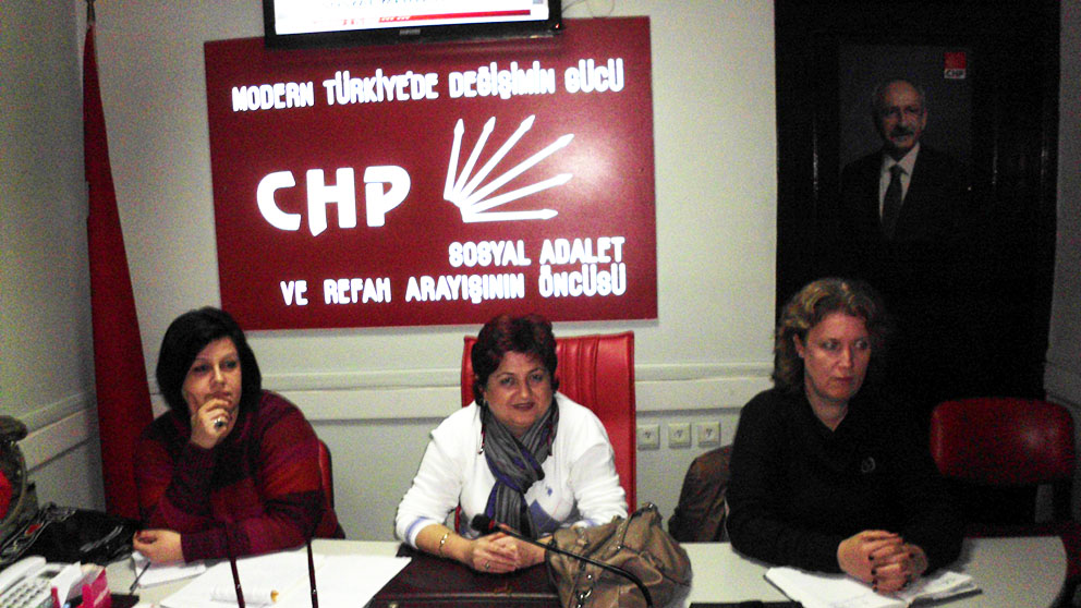 CHP Kadın Kolları’ndan kitap kampanyası 
