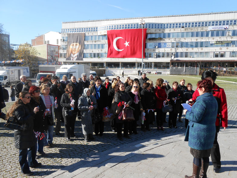 CHP’li kadınlardan 5 Aralık açıklaması
