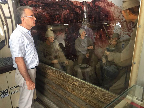 Milletvekili Kayan Çanakkale Tırını ziyaret etti