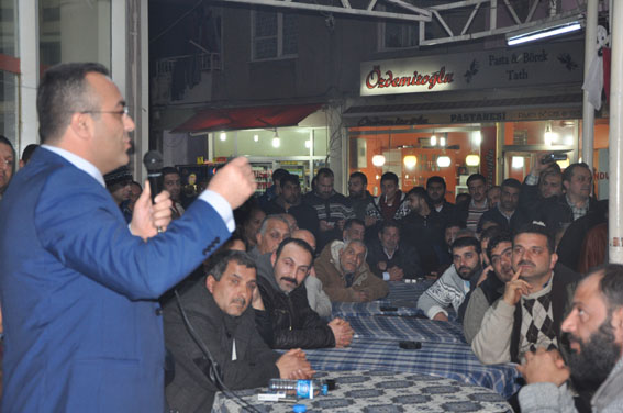 CHP İlçe Başkanı pazarcıların sorunlarını dinledi