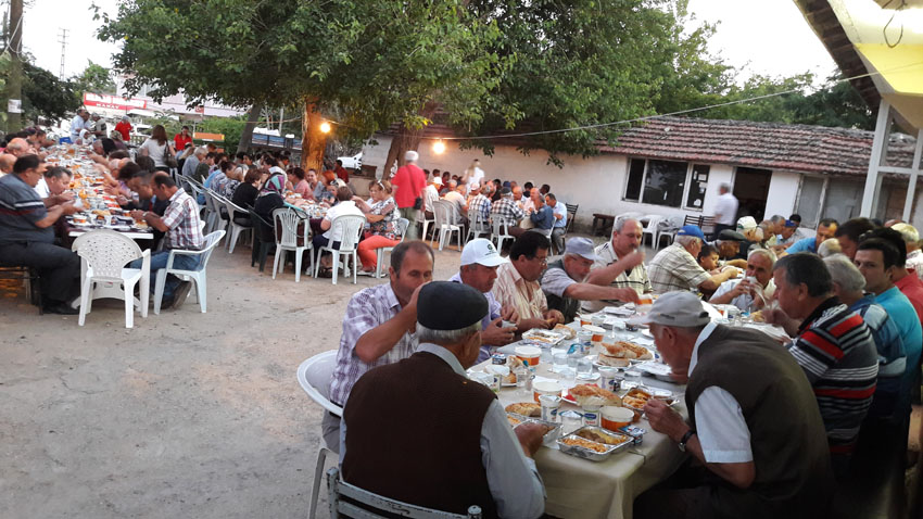 CHP Lüleburgaz’dan Ovacık’ta iftar