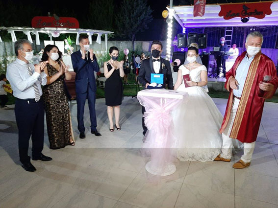 Talat Aydın evlendi