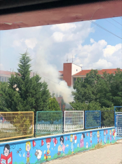 İmam Hatip Ortaokulu yanında yangın çıktı