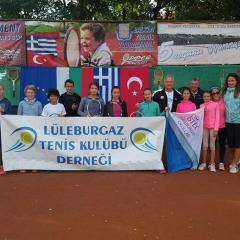 Lüleburgazlı tenisçiler Balkanların gururu