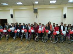 Lüleburgazlı öğrencilere bisiklet hediye edildi