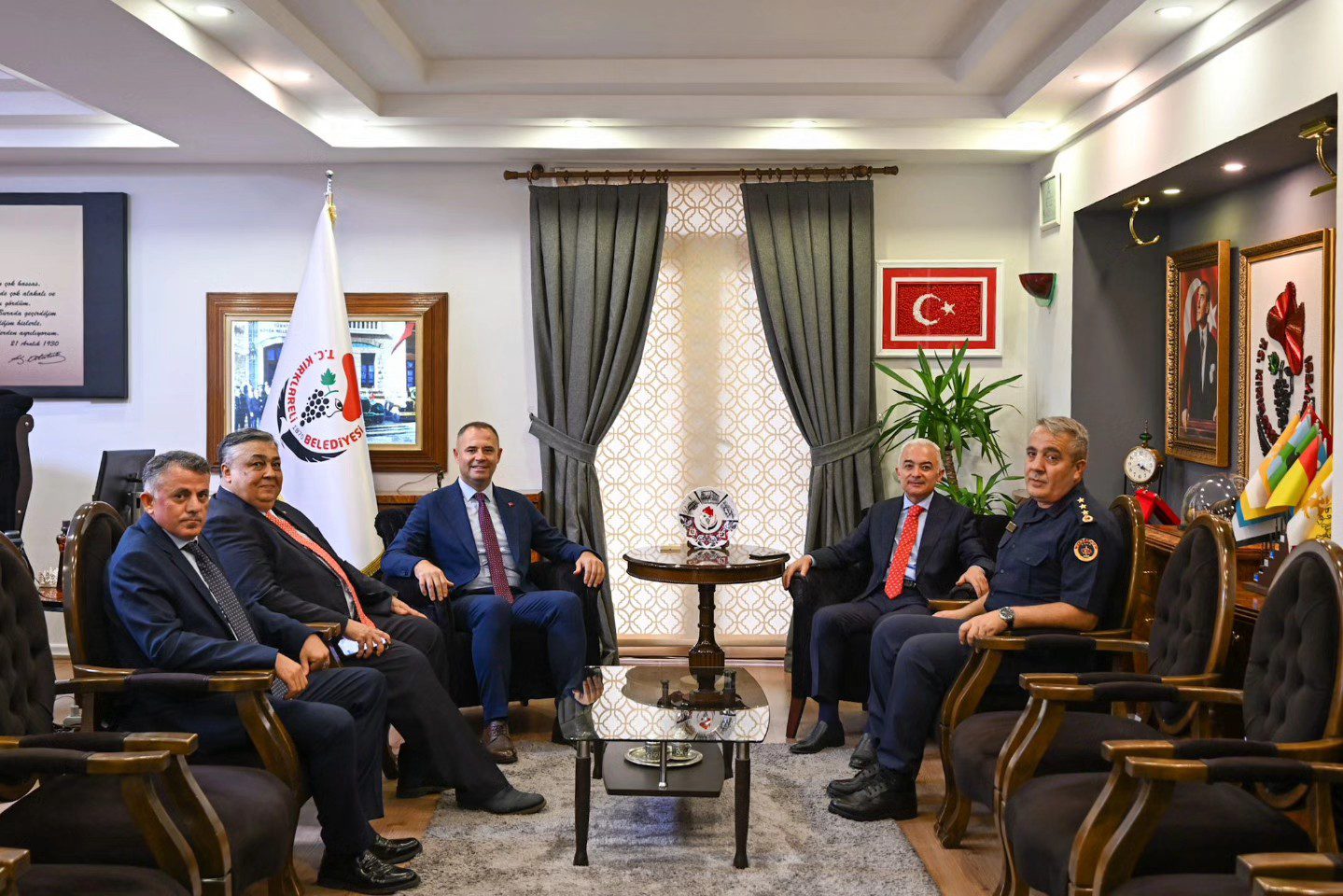 Kırklareli Valisi Turan, ziyaretlerde bulundu