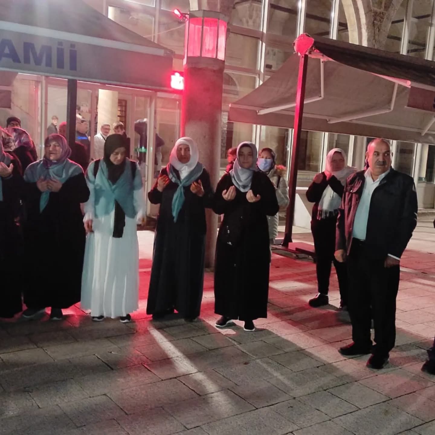 3a58bbfd-5dae-4c62-bc43-1f5c76390d76