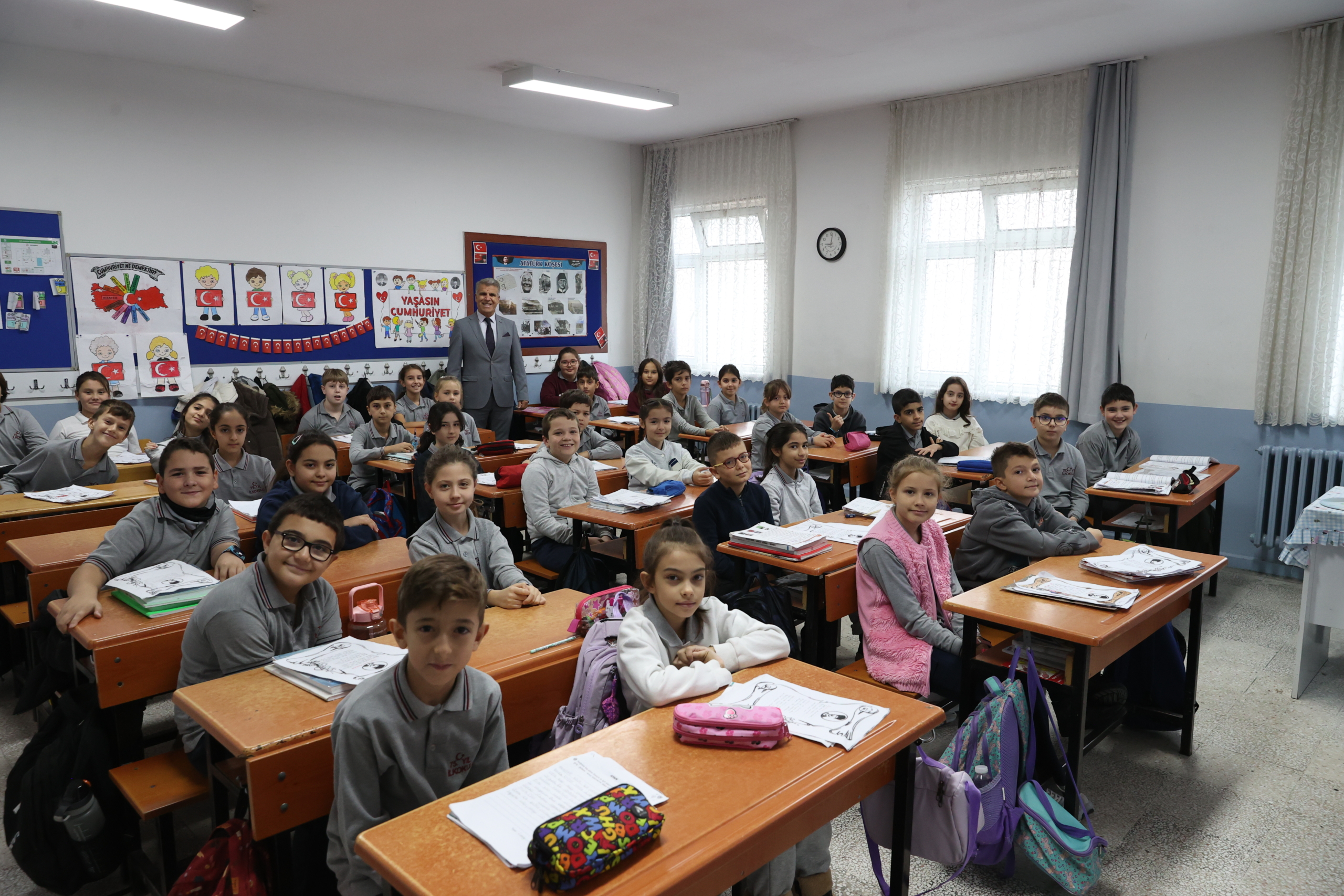 Okullarda ara tatil sonrası ilk ders zili çaldı