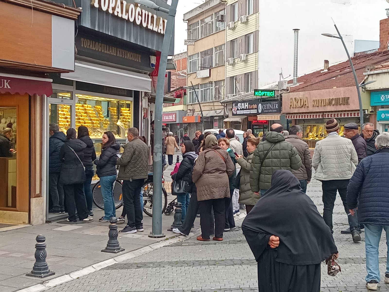 0c33687a-beea-4cec-a484-9088ca3a5181