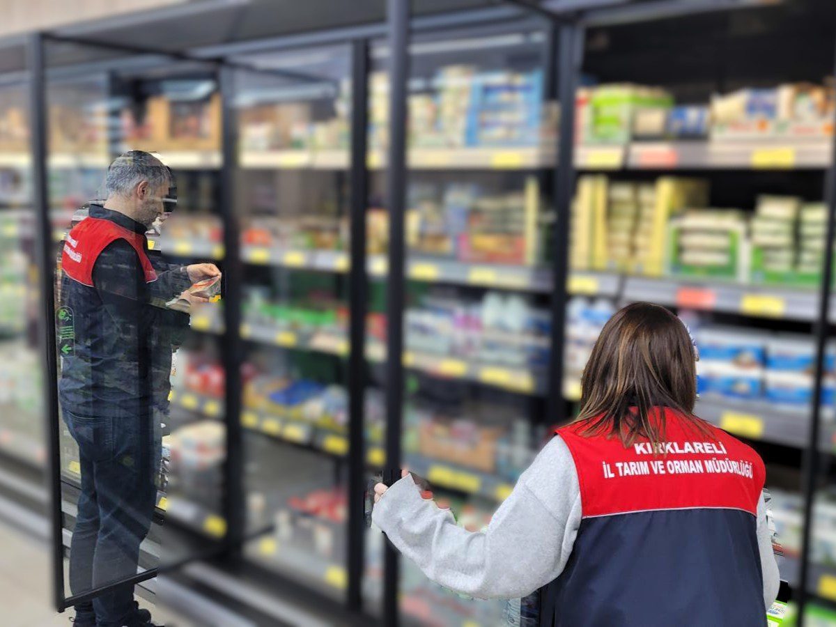 Kırklareli'nde zincir marketlere yönelik ramazan denetimi yapıldı