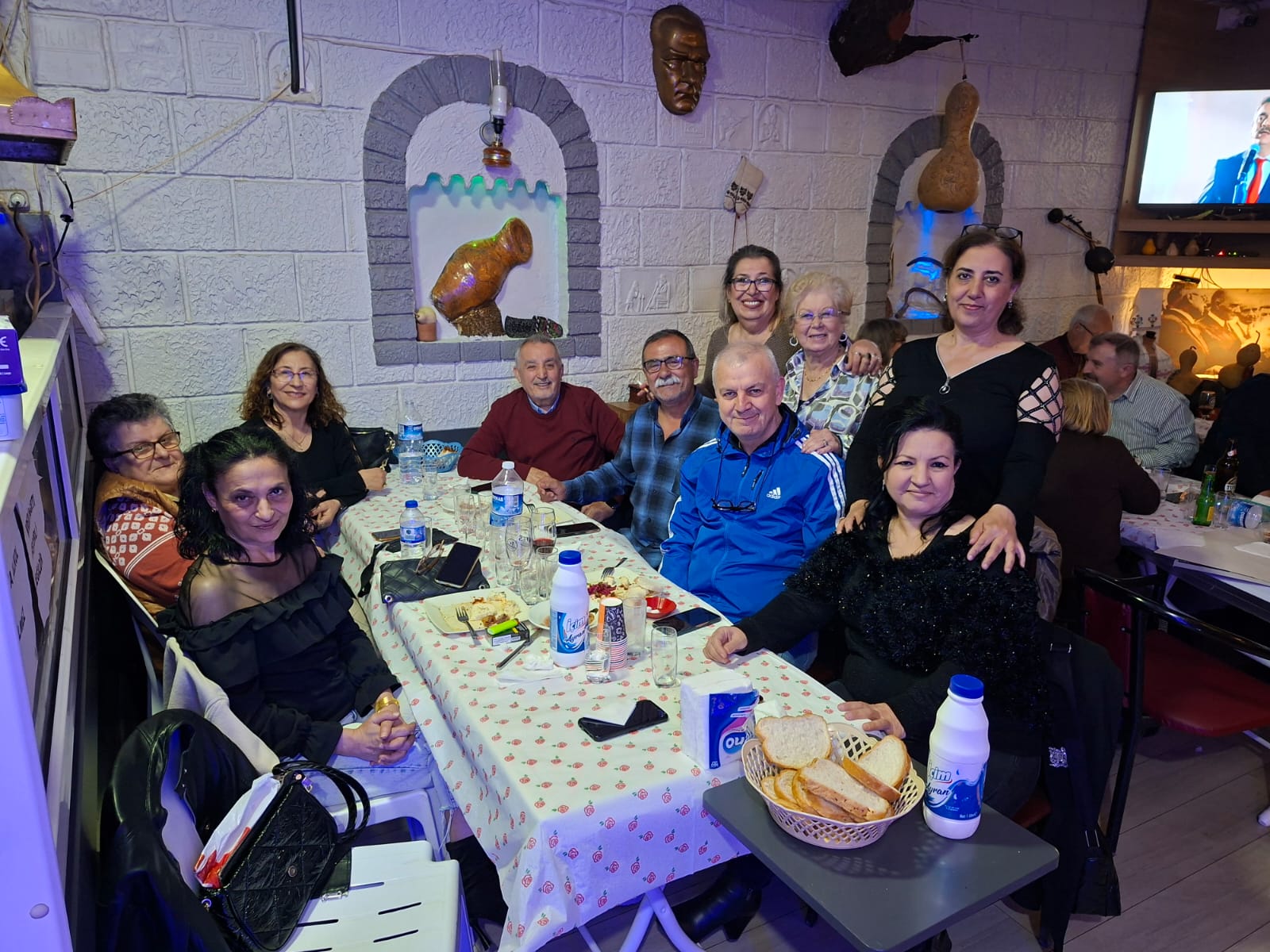 9b8df6db-76de-4932-b7f5-108e577f9f70