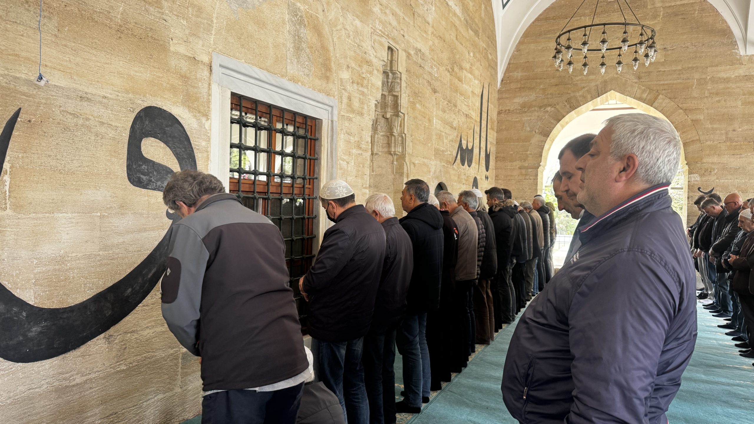 Kahramanmaraş'taki saldırıda hayatını kaybedenler için Trakya'da gıyabi cenaze namazı kılındı