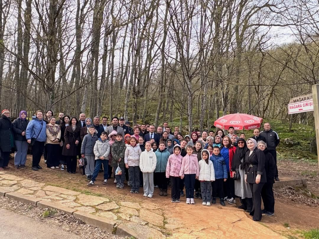 Kırklareli'nde öğrenciler Dupnisa Mağarası'nı gezdi