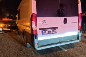 Edirne'de tıra çarpan panelvandaki 1 kişi öldü, 1 kişi yaralandı