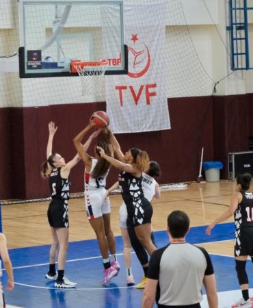 ba4027bf-a4dd-4f03-ac29-f0f9d4cc7c02