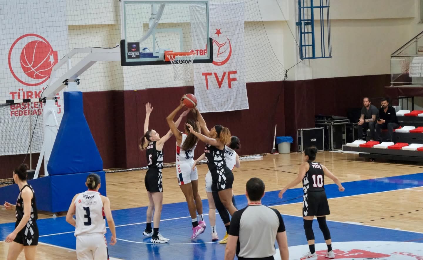 ba4027bf-a4dd-4f03-ac29-f0f9d4cc7c02