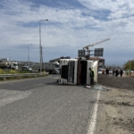 Tekirdağ'da ayçiçeği yüklü tır devrildi