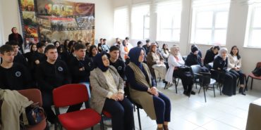 Kırklareli'nde "Felsefe Neye Yarar" Konferansı düzenlendi