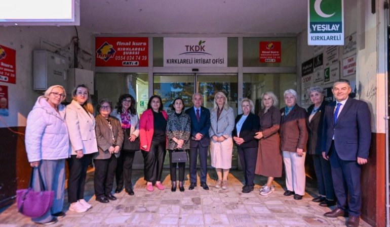 Kırklareli Valisi Turan, Anneler Derneğini ziyaret etti