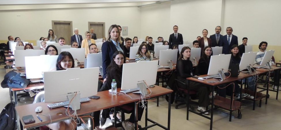 Trakya Üniversitesinde İstatistik Veri Kampı başladı