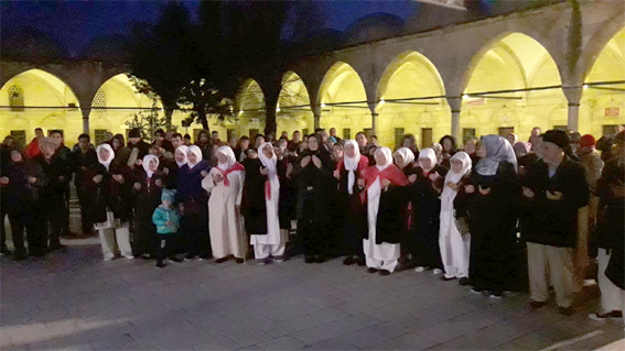 22 umreci kutsal topraklara yola çıktı