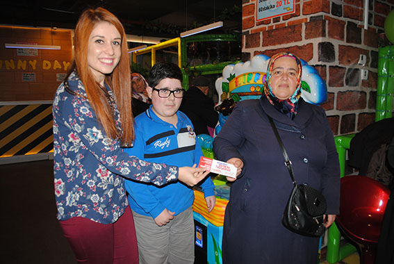 Tıp Merkezlerinden ‘Engelleri Birlikte Aşıyoruz’ kampanyası