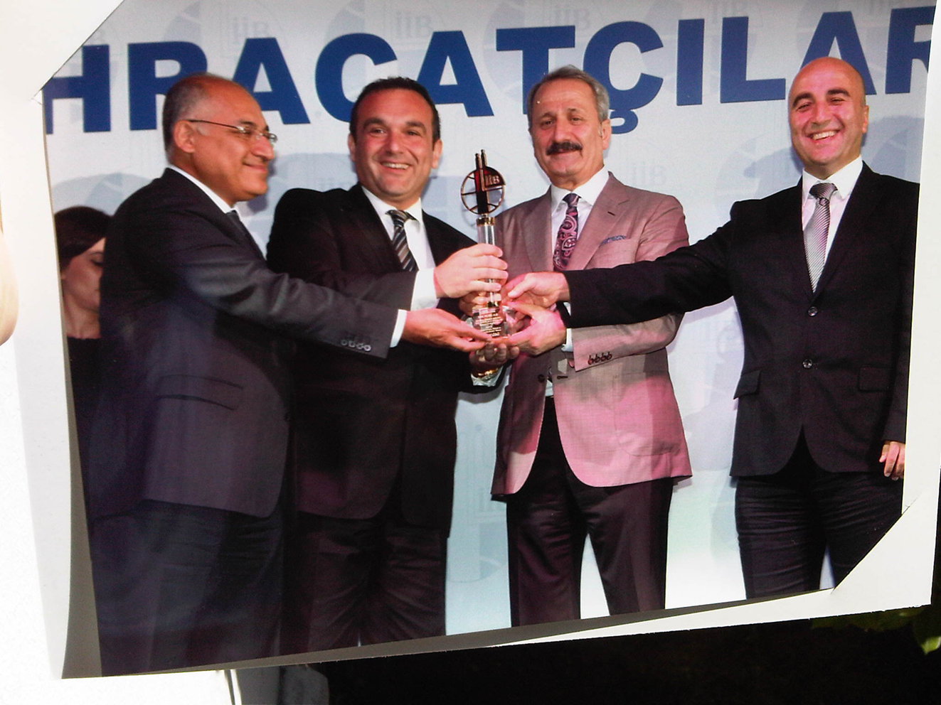 Şampiyonlar ödüllerini aldı