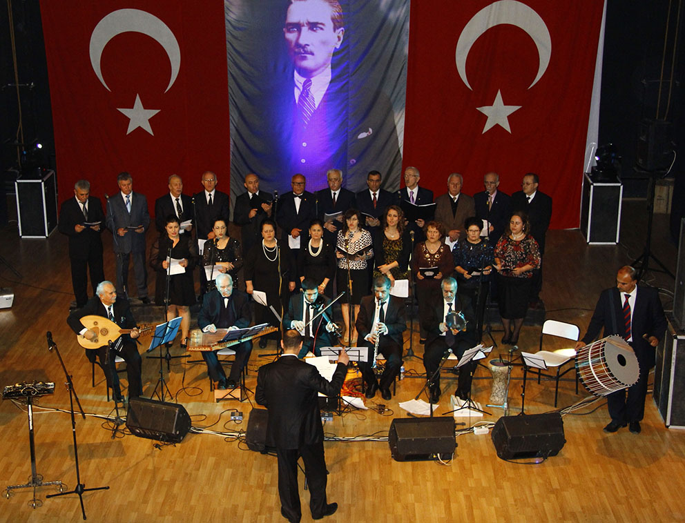 Ata’nın anısına Rumeli türküleri