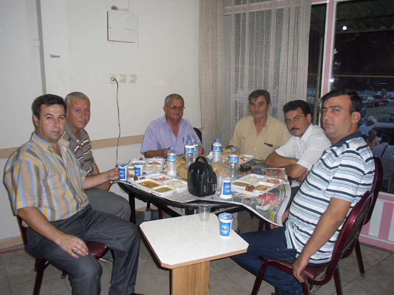 Sakızköy Meydanı’nda  İftar Yemeği