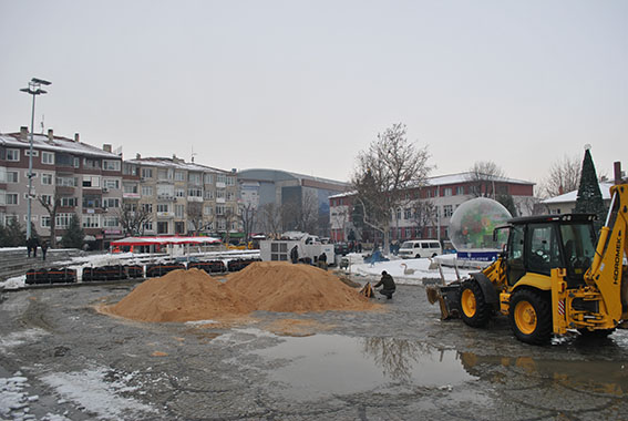 Buz Pisti 16 Ocak’ta hizmete başlıyor
