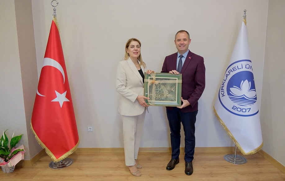 Başkan Bulut’tan Rektör Rengin Ak’a ziyaret