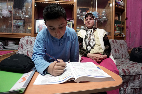 "Kalp hastası torunu için mücadele ediyor"