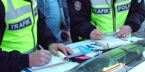 Kırklareli’de 71 sürücünün ehliyetine el konuldu