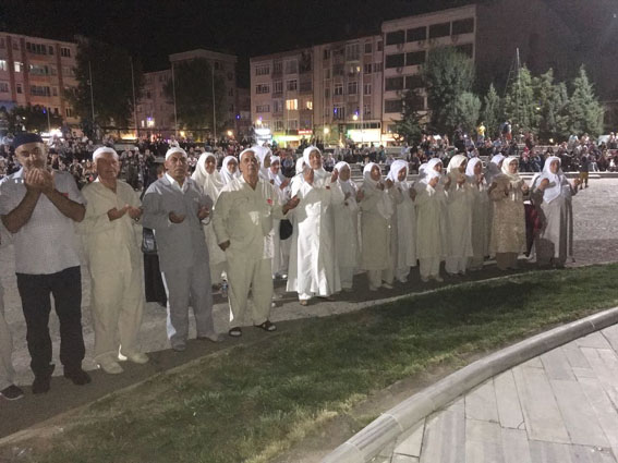 41 Hacı Adayı dualarla  uğurlandı