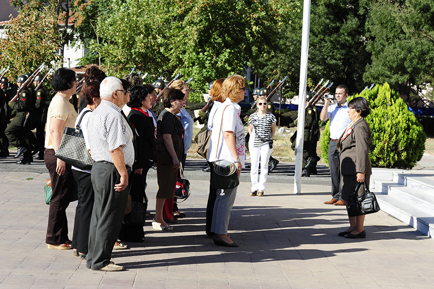 CHP’den saygı duruşu
