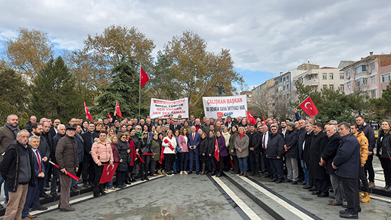 Miting gibi aday adaylığı açıklaması